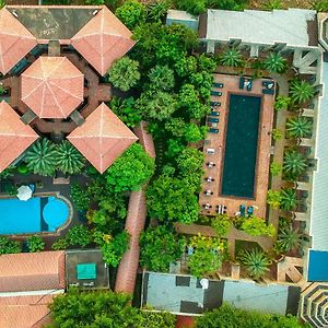 Model Angkor Resort